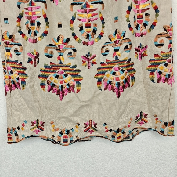 Anthropologie COREY LYNN CALTER Sz 6 Embroidered Medallion Pencil Skirt Linen - Picture 2 of 13